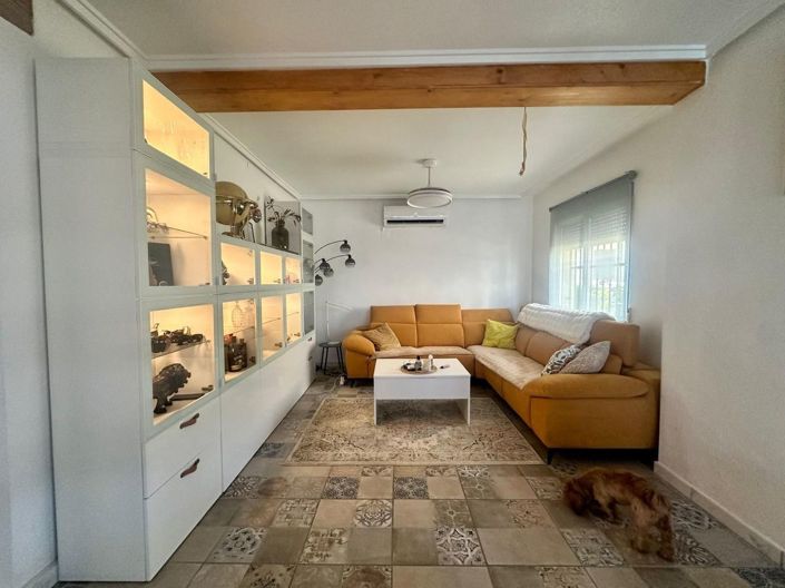 Image No.17-3 Bed Villa for sale