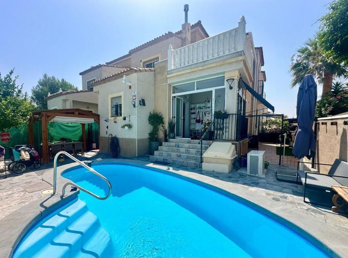 Image No.31-3 Bed Villa for sale