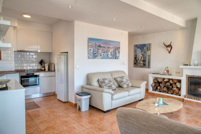 Image No.12-3 Bed Apartment for sale