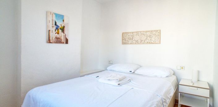 Image No.21-3 Bed Apartment for sale
