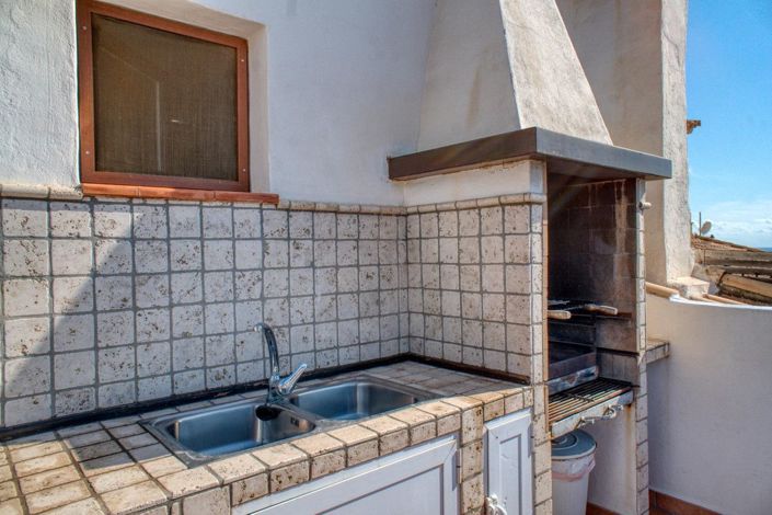 Image No.36-3 Bed Apartment for sale