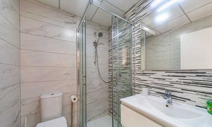 Image No.13-3 Bed Apartment for sale