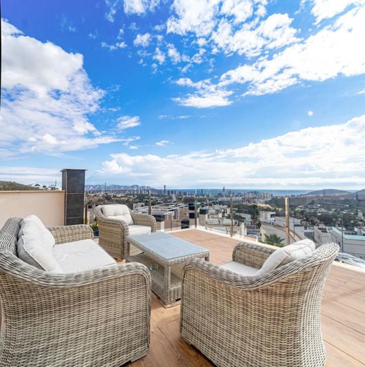 Image No.23-3 Bed Apartment for sale