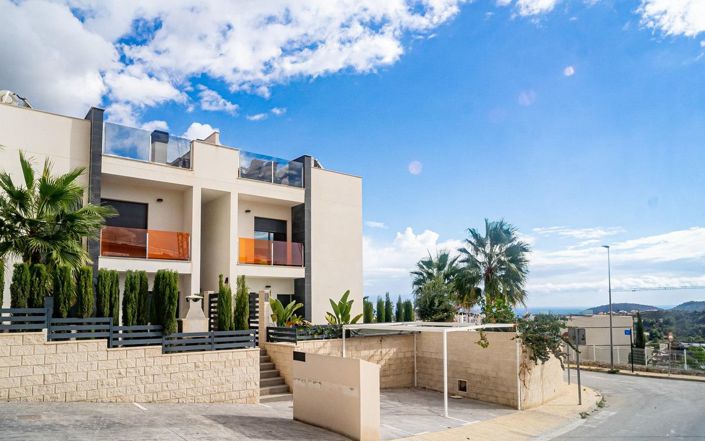 Image No.3-3 Bed Apartment for sale