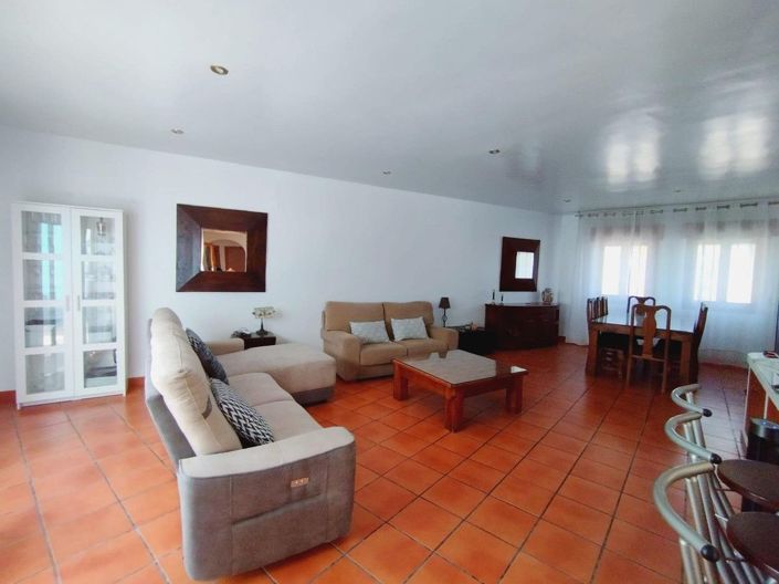 Image No.11-4 Bed Villa for sale