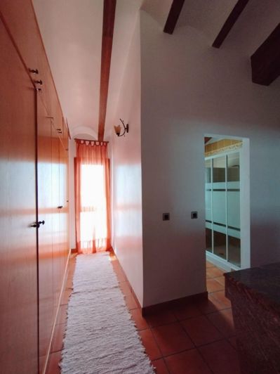 Image No.25-4 Bed Villa for sale