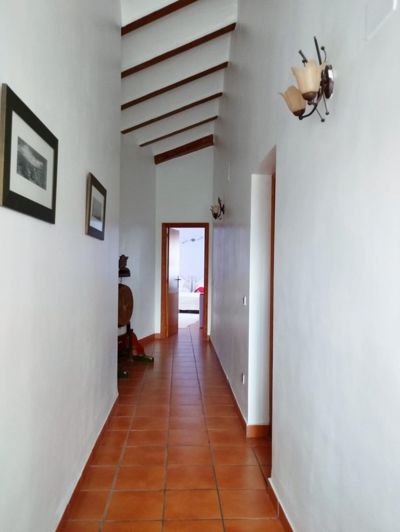 Image No.34-4 Bed Villa for sale
