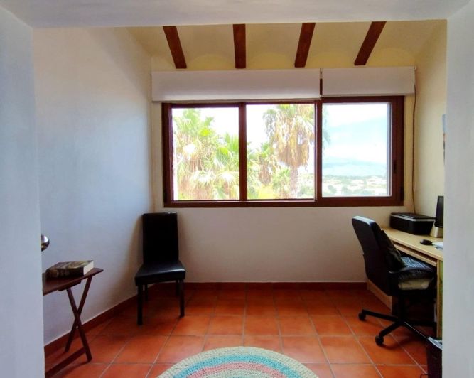 Image No.35-4 Bed Villa for sale