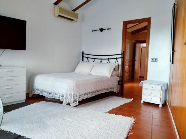 Image No.37-4 Bed Villa for sale
