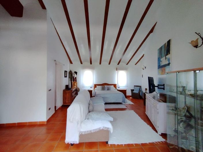 Image No.40-4 Bed Villa for sale