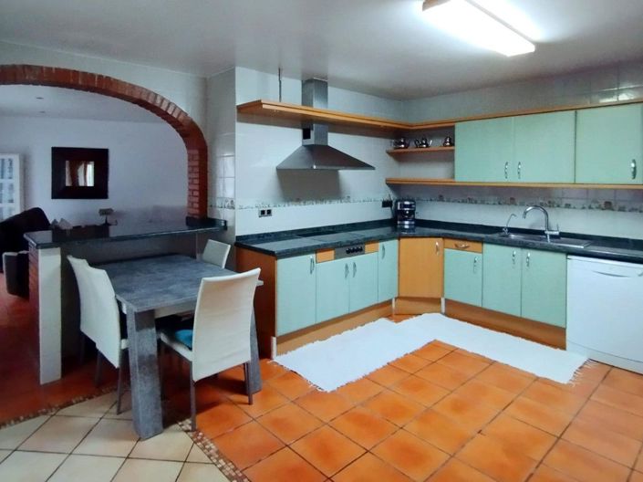 Image No.6-4 Bed Villa for sale