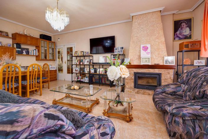 Image No.14-5 Bed Apartment for sale