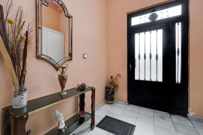Image No.3-5 Bed Apartment for sale
