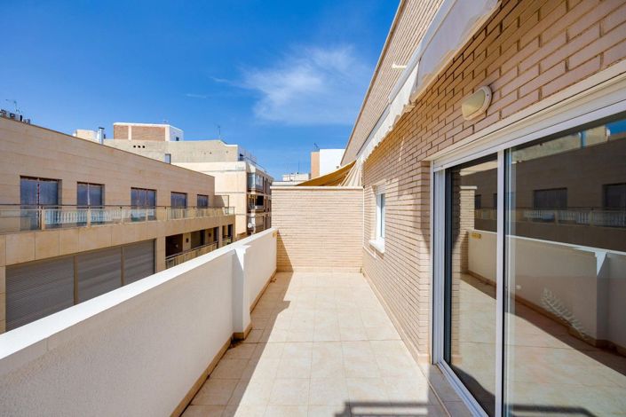 Image No.35-Appartement de 3 chambres à vendre à Torrevieja