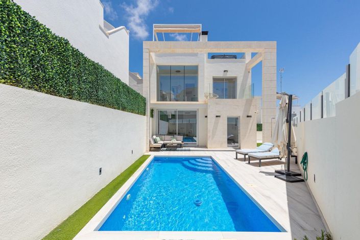Image No.34-3 Bed Villa for sale