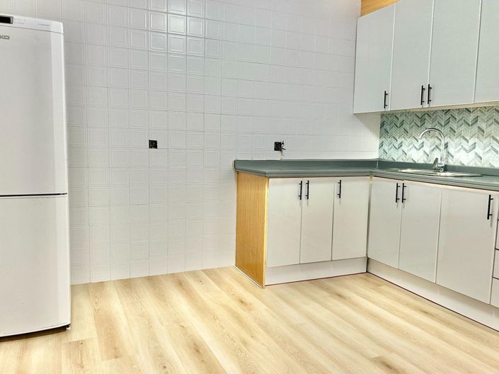 Image No.14-4 Bed Apartment for sale