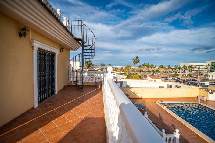 Image No.34-Villa de 6 chambres à vendre à Torrevieja