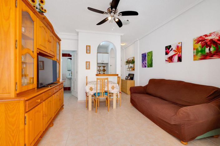 Image No.3-Villa de 2 chambres à vendre à Torrevieja
