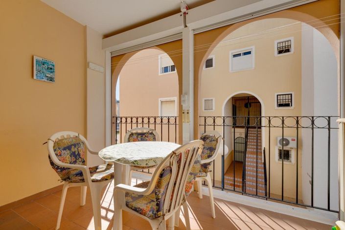 Image No.7-Villa de 2 chambres à vendre à Torrevieja
