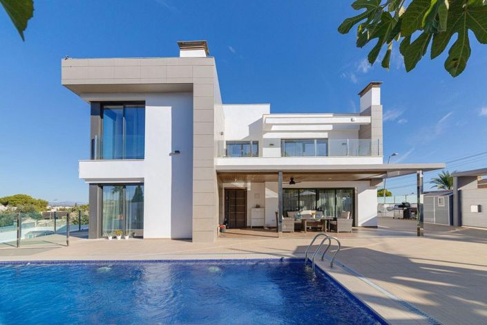 Image No.2-Villa de 3 chambres à vendre à Orihuela Costa