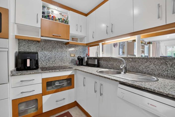 Image No.19-2 Bed Apartment for sale