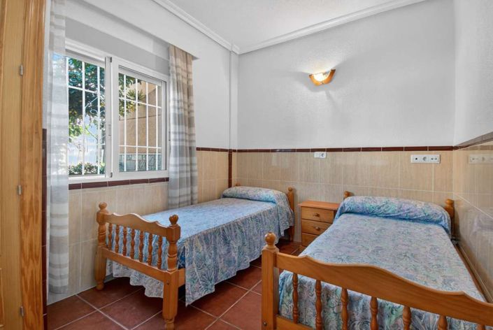 Image No.27-5 Bed Villa for sale