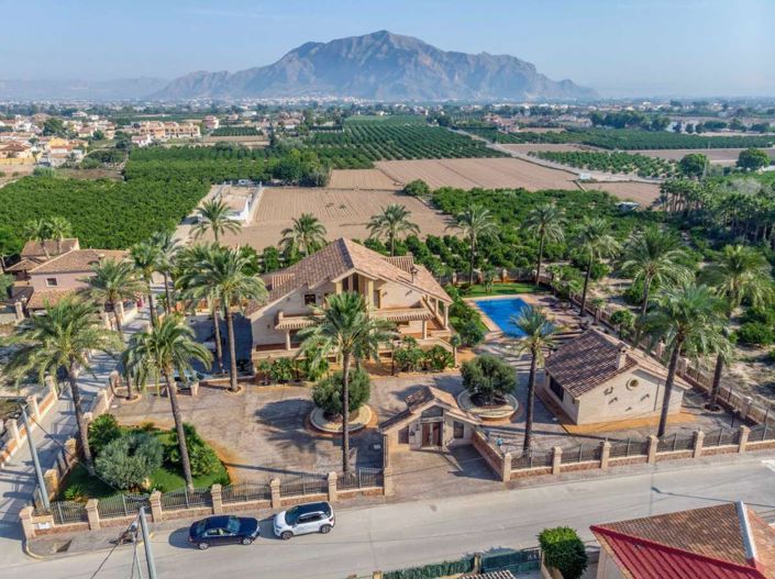 Image No.2-Villa de 4 chambres à vendre à Orihuela