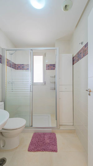 Image No.35-2 Bed Apartment for sale