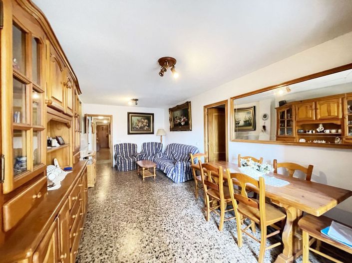 Image No.9-4 Bed Apartment for sale