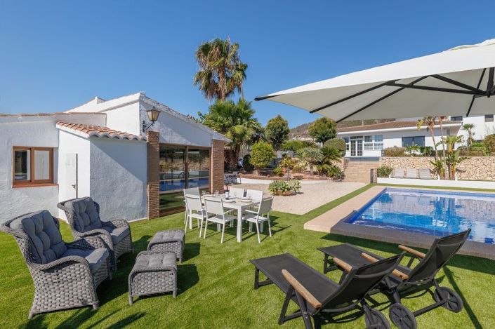 Image No.28-6 Bed Villa for sale