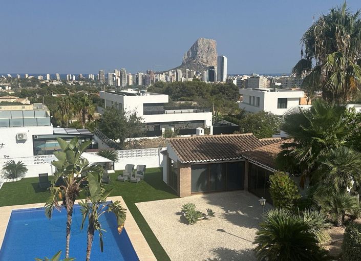 Image No.8-6 Bed Villa for sale