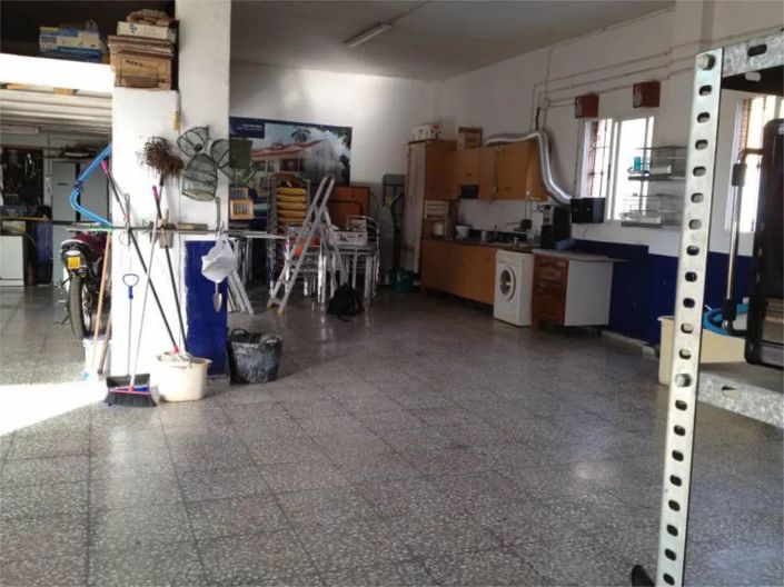Image No.16-4 Bed House for sale