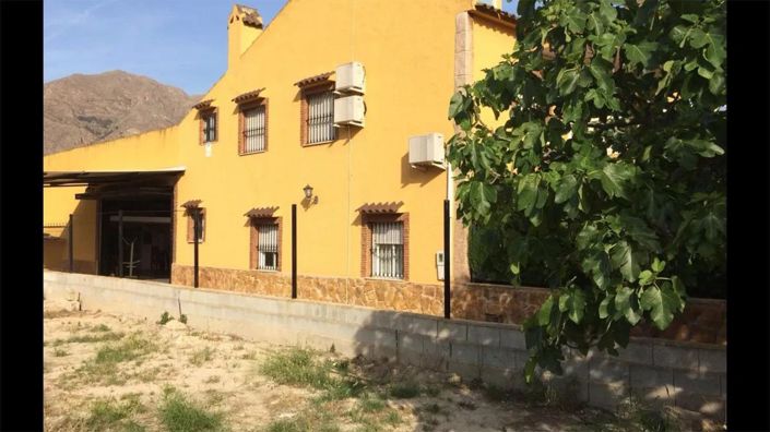 Image No.3-4 Bed House for sale