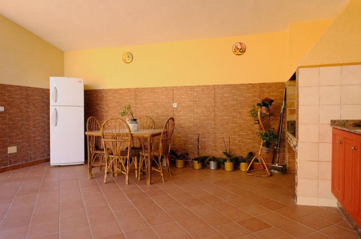 Image No.36-5 Bed House for sale