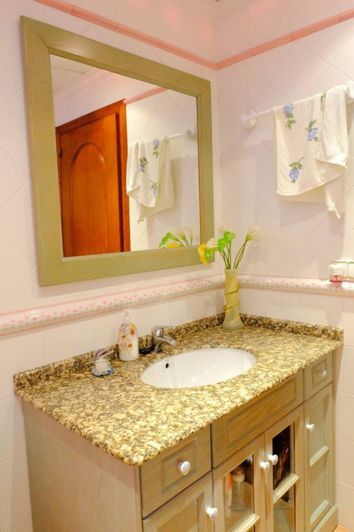 Image No.40-5 Bed House for sale