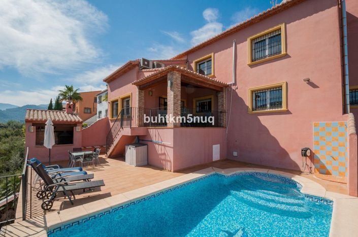 Image No.3-5 Bed Villa for sale