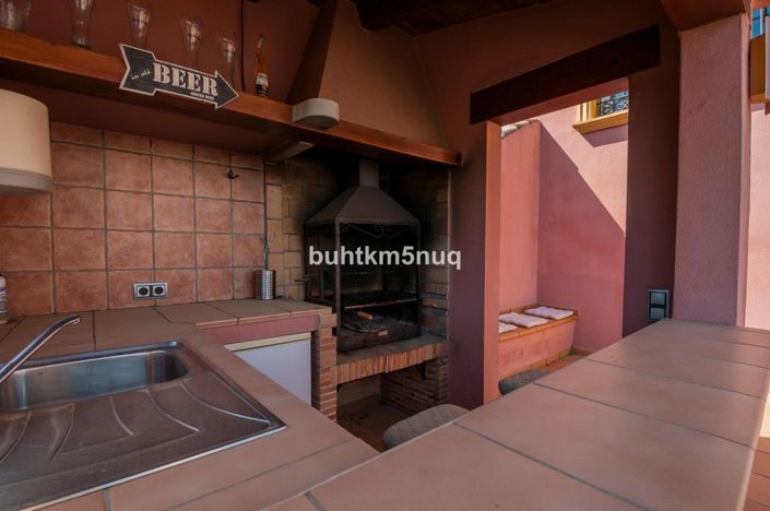 Image No.38-5 Bed Villa for sale