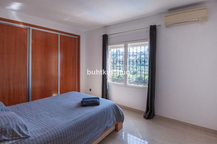 Image No.4-5 Bed Villa for sale