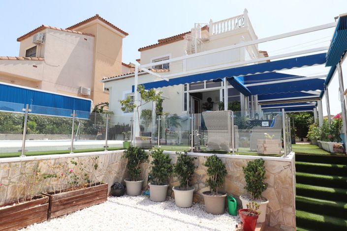 Image No.28-4 Bed Villa for sale