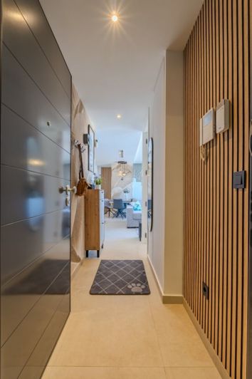 Image No.14-3 Bed Apartment for sale
