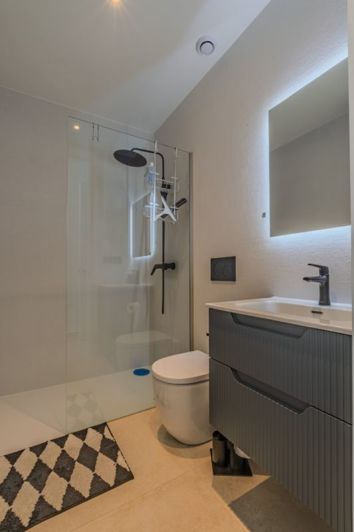 Image No.18-3 Bed Apartment for sale
