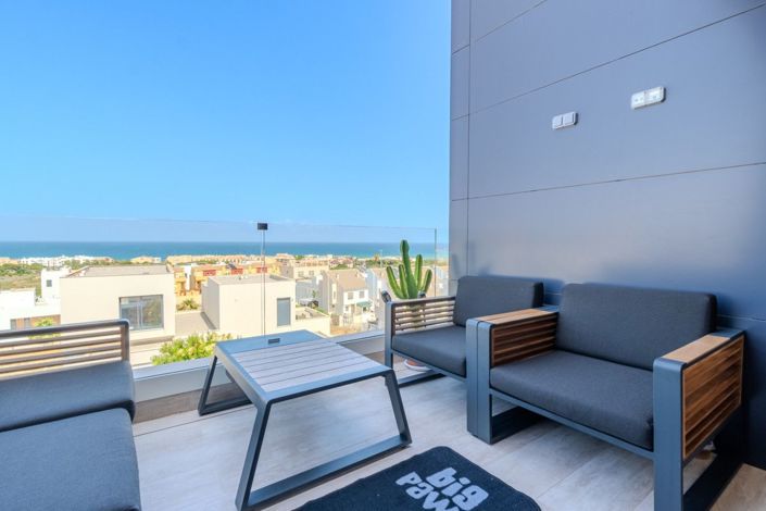 Image No.28-3 Bed Apartment for sale