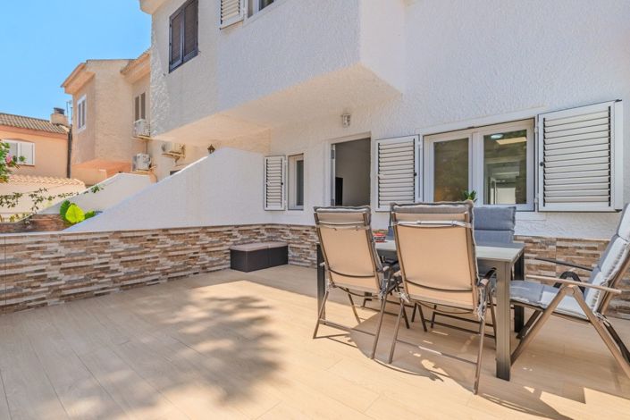 Image No.27-3 Bed House for sale