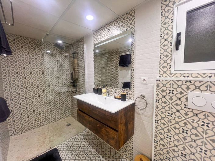 Image No.20-4 Bed Apartment for sale