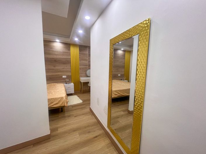 Image No.25-4 Bed Apartment for sale