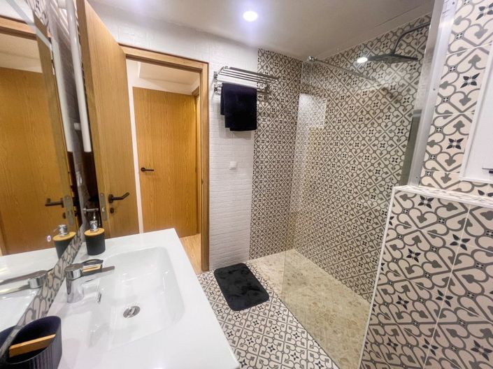 Image No.26-4 Bed Apartment for sale
