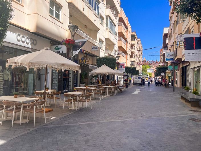 Image No.35-4 Bed Apartment for sale