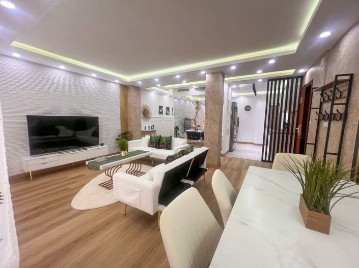 Image No.4-4 Bed Apartment for sale