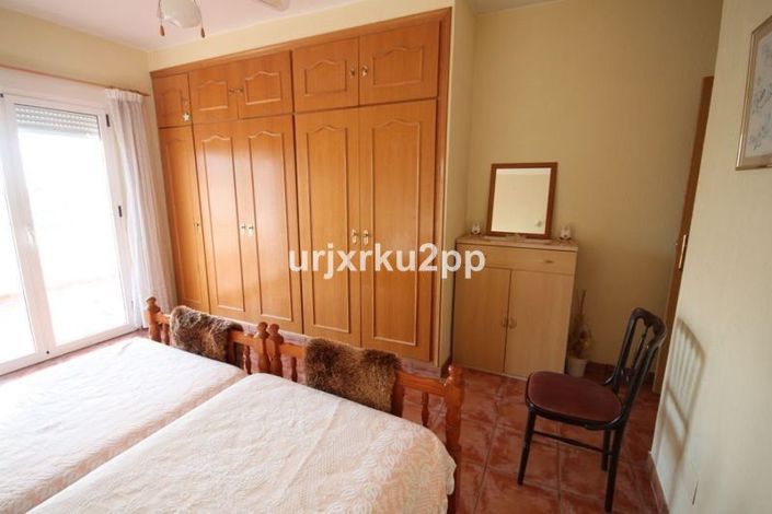 Image No.12-5 Bed Villa for sale