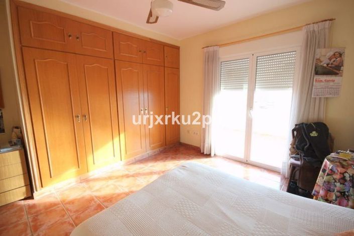 Image No.16-5 Bed Villa for sale